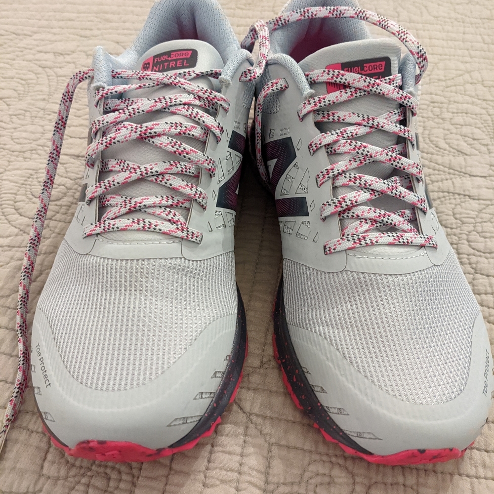 Like New women's New Balance FuelCore Nitrel running shoe size 8